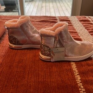 Sketchers lined PINK boots